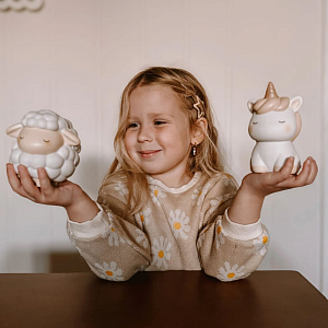 Игрушка сквиш антистресс Mrs. Ertha "Овечка Wooly", кремовая с белым